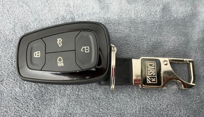 2021 Tata ALTROZ XZ 1.2, Petrol, Manual, 22,330 km, Key Close Up