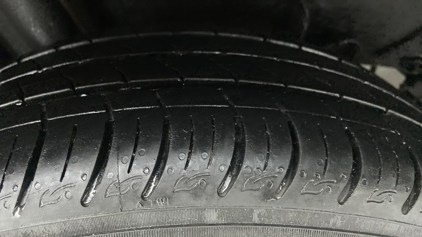 2021 Tata ALTROZ XZ 1.2, Petrol, Manual, 22,330 km, Right Rear Tyre Tread