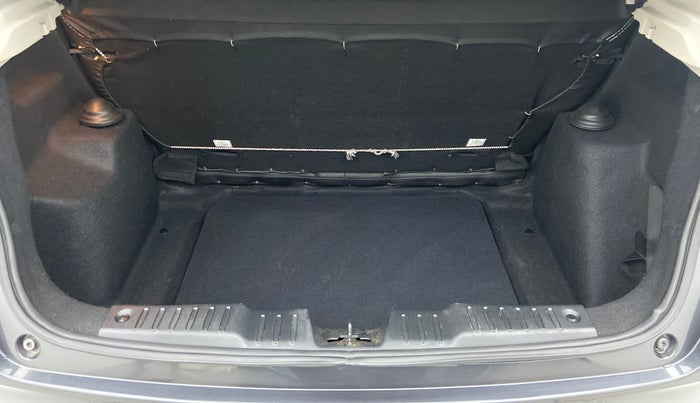 2021 Tata ALTROZ XZ 1.2, Petrol, Manual, 22,330 km, Boot Inside