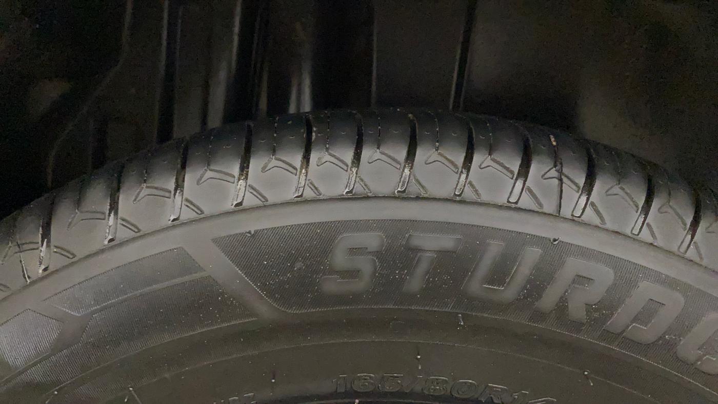 2015 Maruti Swift VXI, Petrol, Manual, 85,193 km, Right Rear Tyre Tread