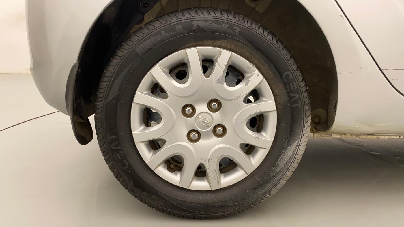 2010 Hyundai i20 MAGNA (O) 1.2, Petrol, Manual, 73,362 km, Right Rear Wheel