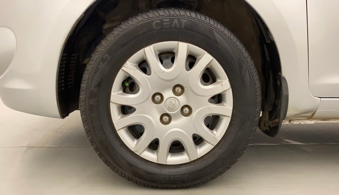 2010 Hyundai i20 MAGNA (O) 1.2, Petrol, Manual, 73,362 km, Left Front Wheel