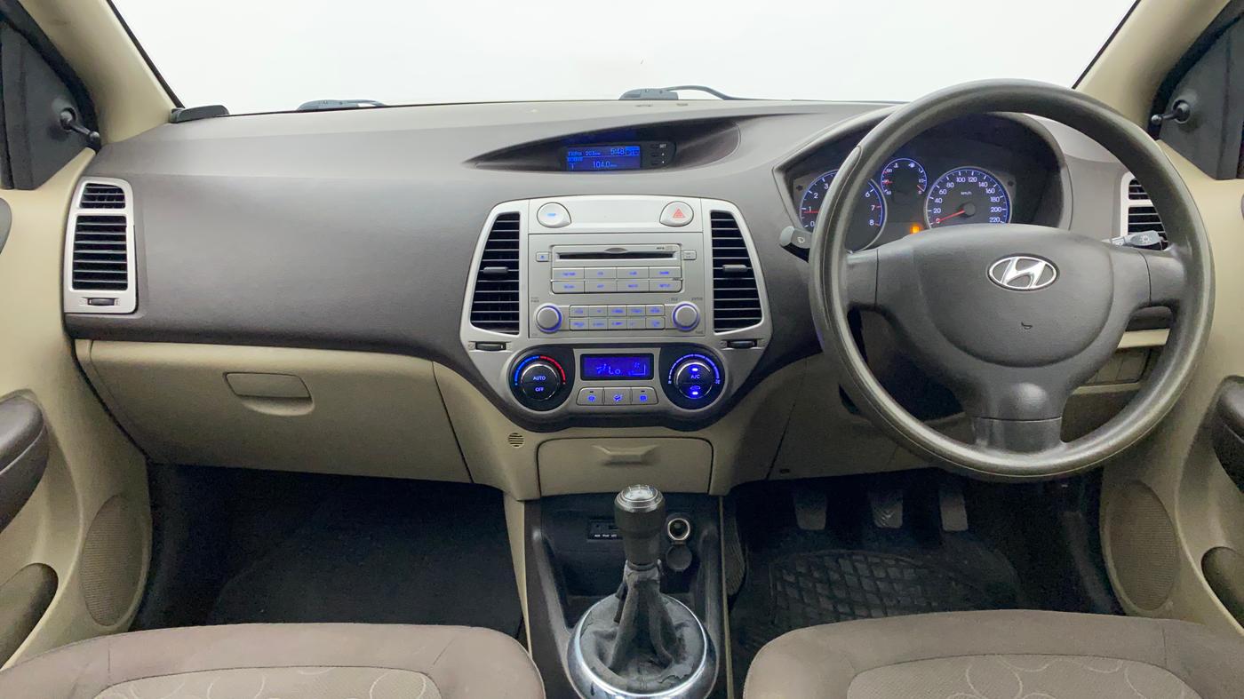 2010 Hyundai i20 MAGNA (O) 1.2, Petrol, Manual, 73,362 km, Dashboard