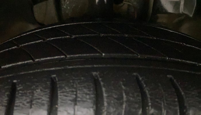 2020 Tata Tiago XT PETROL, Petrol, Manual, 35,357 km, Right Front Tyre Tread