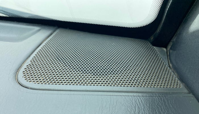 2016 Maruti Eeco 5 STR WITH A/C+HTR, Petrol, Manual, 84,542 km, Speaker