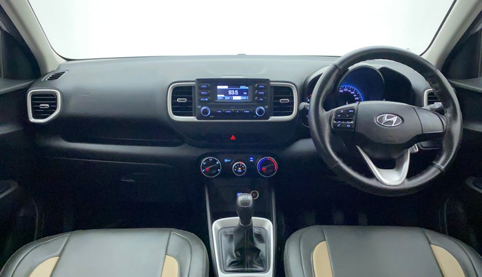 2020 Hyundai VENUE S 1.2, Petrol, Manual, 20,004 km, Dashboard