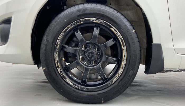 2012 Maruti Swift Dzire VDI BS IV, Diesel, Manual, 1,15,978 km, Left Front Wheel