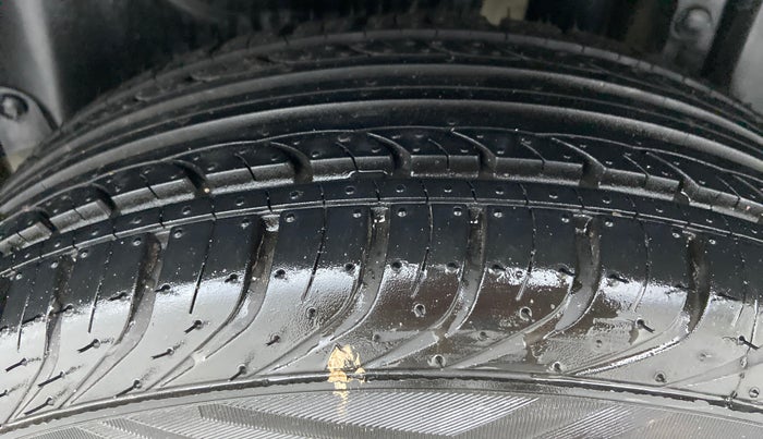 2012 Maruti Swift Dzire VDI BS IV, Diesel, Manual, 1,15,978 km, Left Rear Tyre Tread
