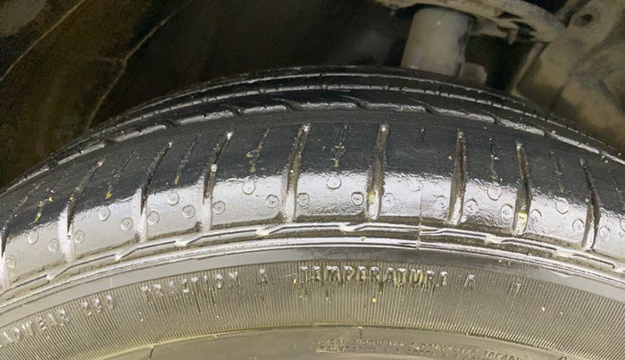 2019 Maruti Baleno ALPHA CVT PETROL 1.2, Petrol, Automatic, 79,638 km, Right Front Tyre Tread