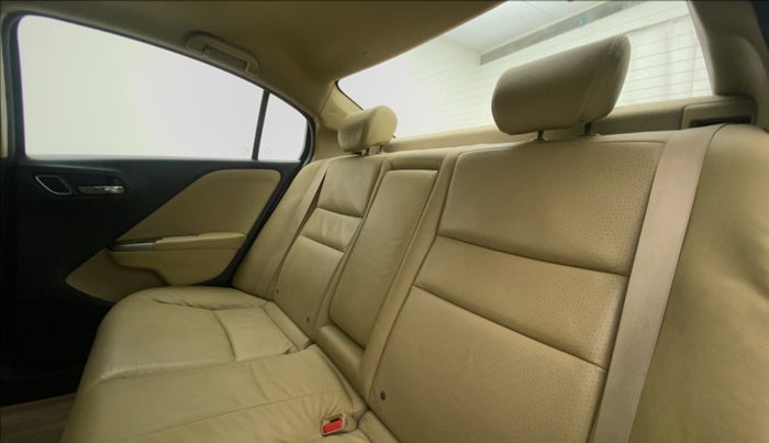 2017 Honda City 1.5L I-VTEC ZX CVT, Petrol, Automatic, 1,19,183 km, Right Side Rear Door Cabin