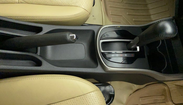 2017 Honda City 1.5L I-VTEC ZX CVT, Petrol, Automatic, 1,19,183 km, Gear Lever