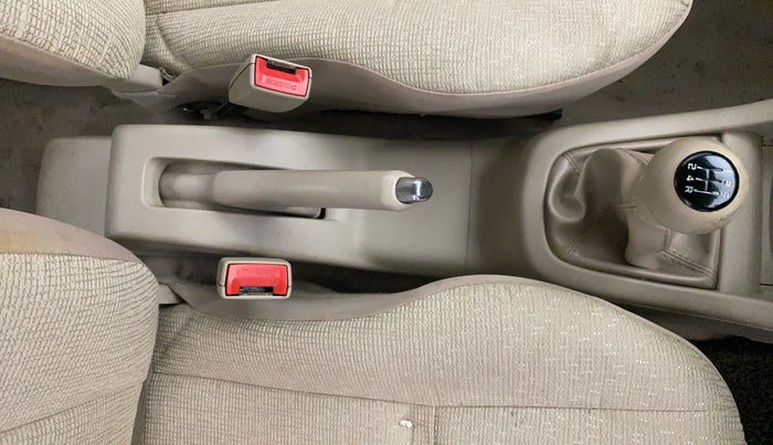 2016 Maruti Swift Dzire VDI (O), Diesel, Manual, 75,640 km, Gear Lever