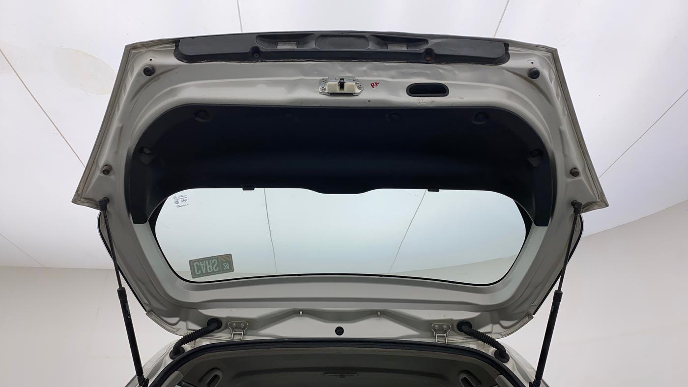 2017 Maruti Swift VXI, Petrol, Manual, 69,042 km, Boot Door Open