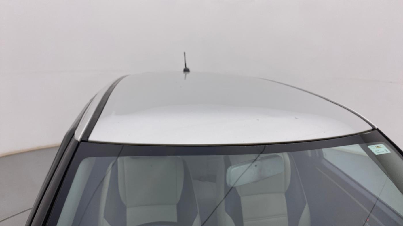 2017 Maruti Swift VXI, Petrol, Manual, 69,042 km, Roof