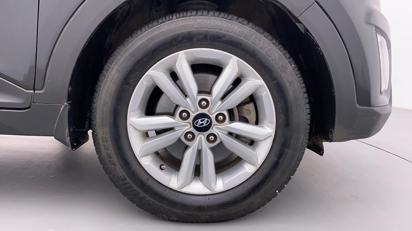 2017 Hyundai Creta 1.6 SX PLUS PETROL, Petrol, Manual, 94,711 km, Right Front Wheel