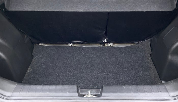 2018 Maruti Baleno DELTA PETROL 1.2, Petrol, Manual, 19,745 km, Boot Inside