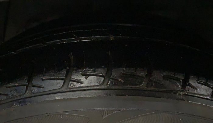 2019 Hyundai Xcent SX 1.2, Petrol, Manual, 70,054 km, Right Rear Tyre Tread