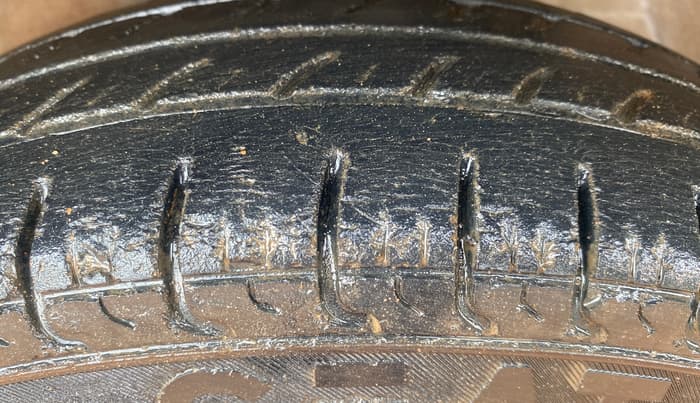 2013 Maruti Alto 800 LXI, Petrol, Manual, 38,001 km, Left Front Tyre Tread
