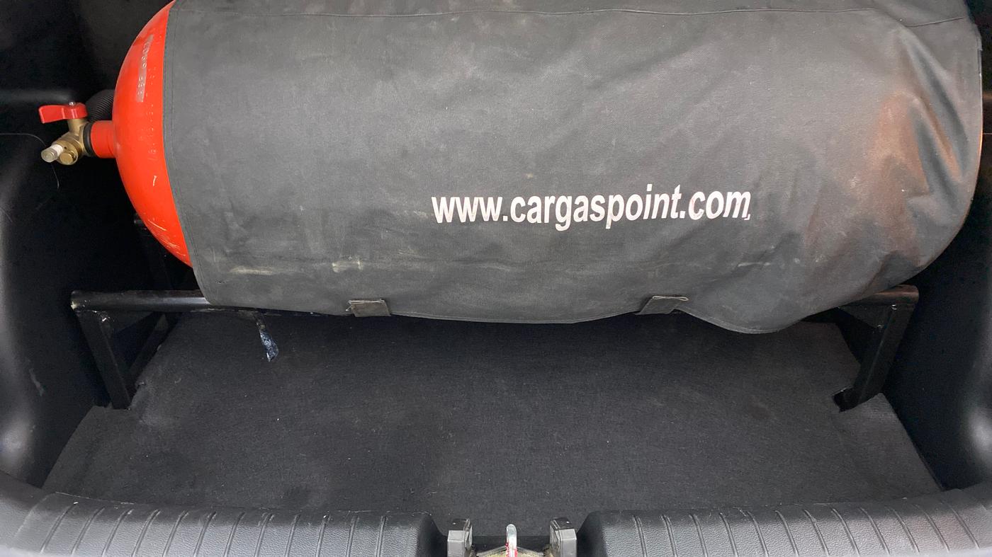 2020 Hyundai VENUE 1.0 TURBO GDI SX+ AT, CNG, Automatic, 65,424 km, Boot Inside