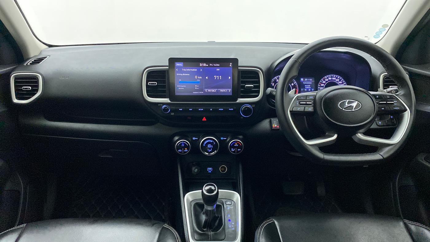 2020 Hyundai VENUE 1.0 TURBO GDI SX+ AT, CNG, Automatic, 65,424 km, Dashboard
