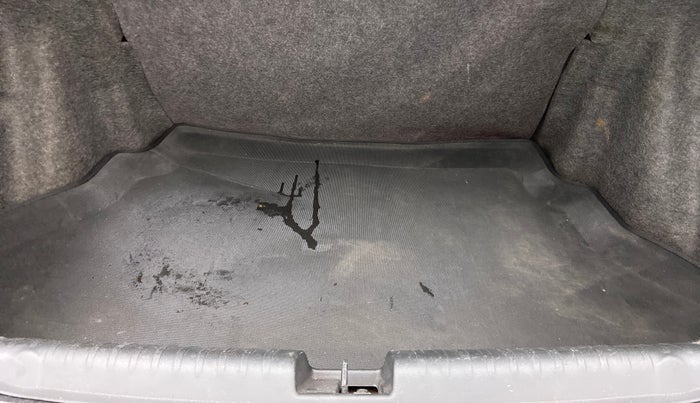 2013 Honda Amaze 1.2L I-VTEC S, Petrol, Manual, 65,872 km, Boot Inside