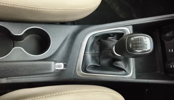 2022 Hyundai Verna S PLUS 1.5 VTVT, Petrol, Manual, 60,211 km, Gear Lever