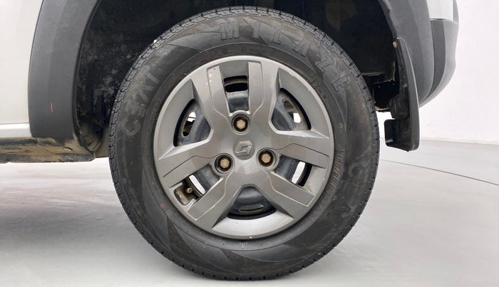 2018 Renault Kwid RXT 1.0 EASY-R AT OPTION, Petrol, Automatic, 45,339 km, Left Rear Wheel