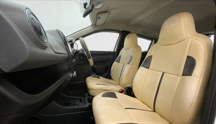 2018 Renault Kwid RXT 1.0 EASY-R AT OPTION, Petrol, Automatic, 45,339 km, Right Side Front Door Cabin