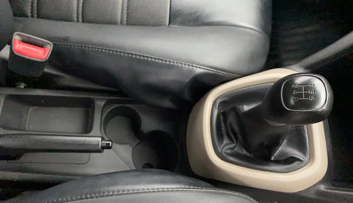 2019 Hyundai Xcent S 1.2, Petrol, Manual, 72,314 km, Gear Lever