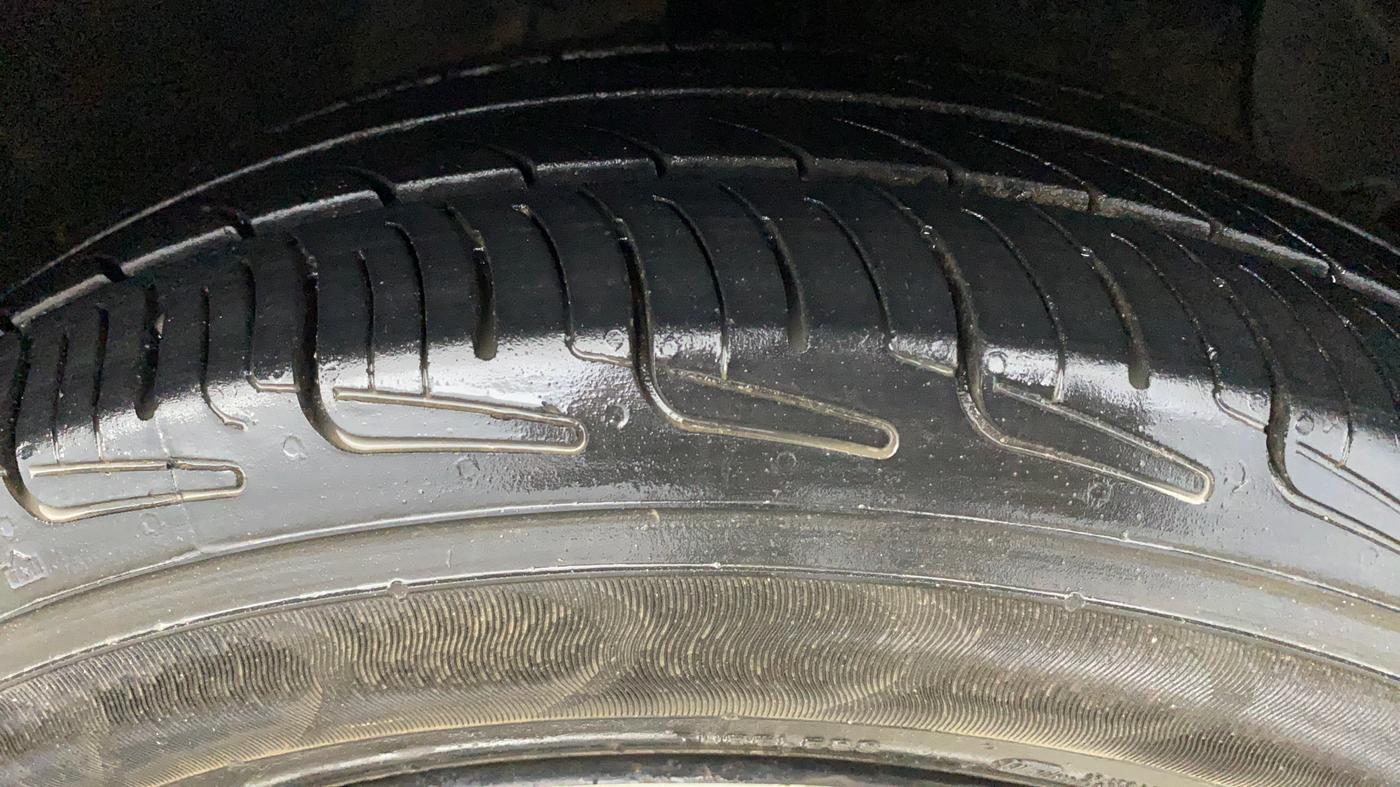 2019 Hyundai Xcent S 1.2, Petrol, Manual, 72,144 km, Right Front Tyre Tread