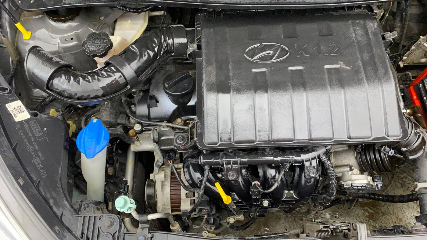 2019 Hyundai Xcent S 1.2, Petrol, Manual, 72,144 km, Engine View - Right