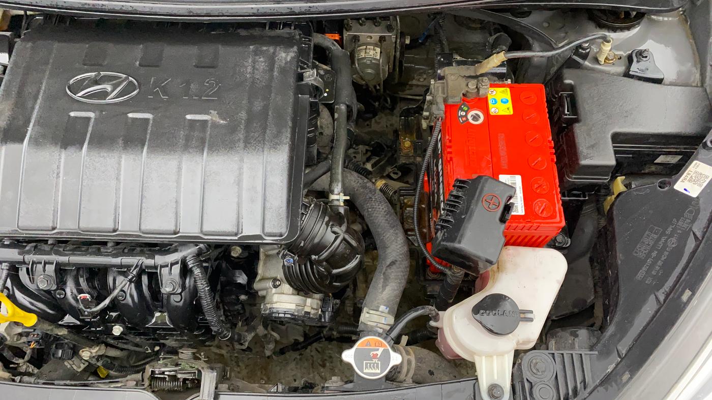 2019 Hyundai Xcent S 1.2, Petrol, Manual, 72,144 km, Engine View - Left