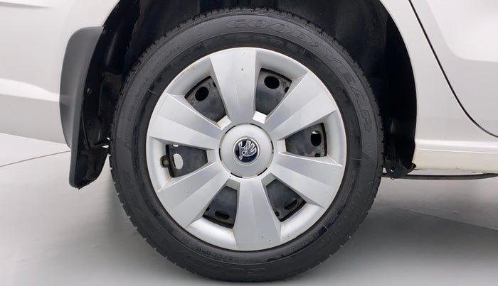 2019 Skoda Rapid 1.6 MPI MT ACTIVE, Petrol, Manual, 12,549 km, Right Rear Wheel