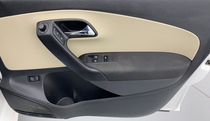 2019 Skoda Rapid 1.6 MPI MT ACTIVE, Petrol, Manual, 12,549 km, Driver Side Door Panels Control