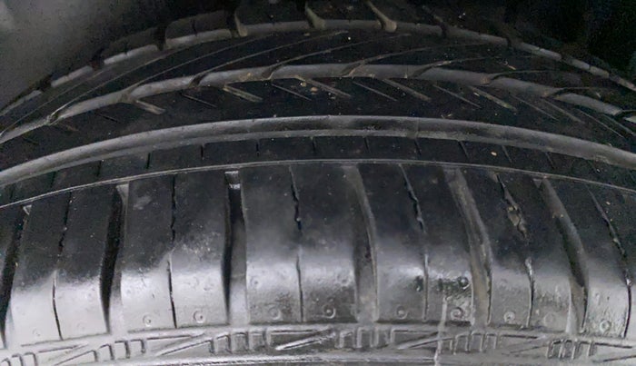 2019 Skoda Rapid 1.6 MPI MT ACTIVE, Petrol, Manual, 12,549 km, Left Rear Tyre Tread