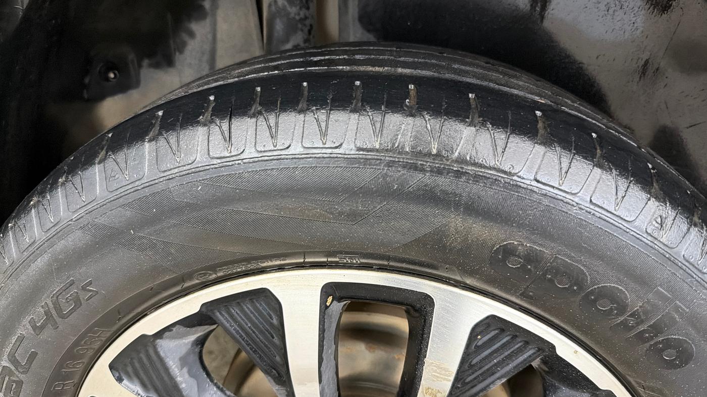 2022 Maruti Vitara Brezza ZXI PLUS AT SHVS, Petrol, Automatic, 78,930 km, Right Rear Tyre Tread