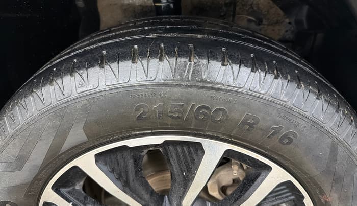 2022 Maruti Vitara Brezza ZXI PLUS AT SHVS, Petrol, Automatic, 78,930 km, Right Front Tyre Tread