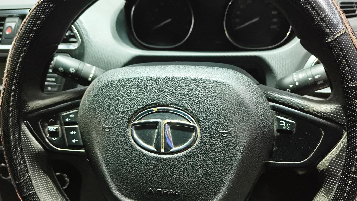 2018 Tata Tiago XZ PETROL, CNG, Manual, 1,26,094 km, Adaptive Cruise Control