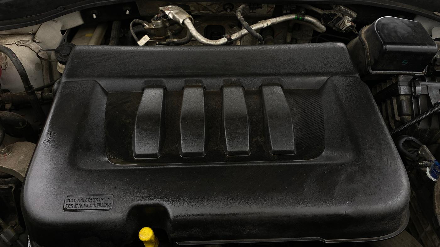 2024 Mahindra XUV700 AX 5 D AT 5 STR, Diesel, Automatic, 28,225 km, Engine View