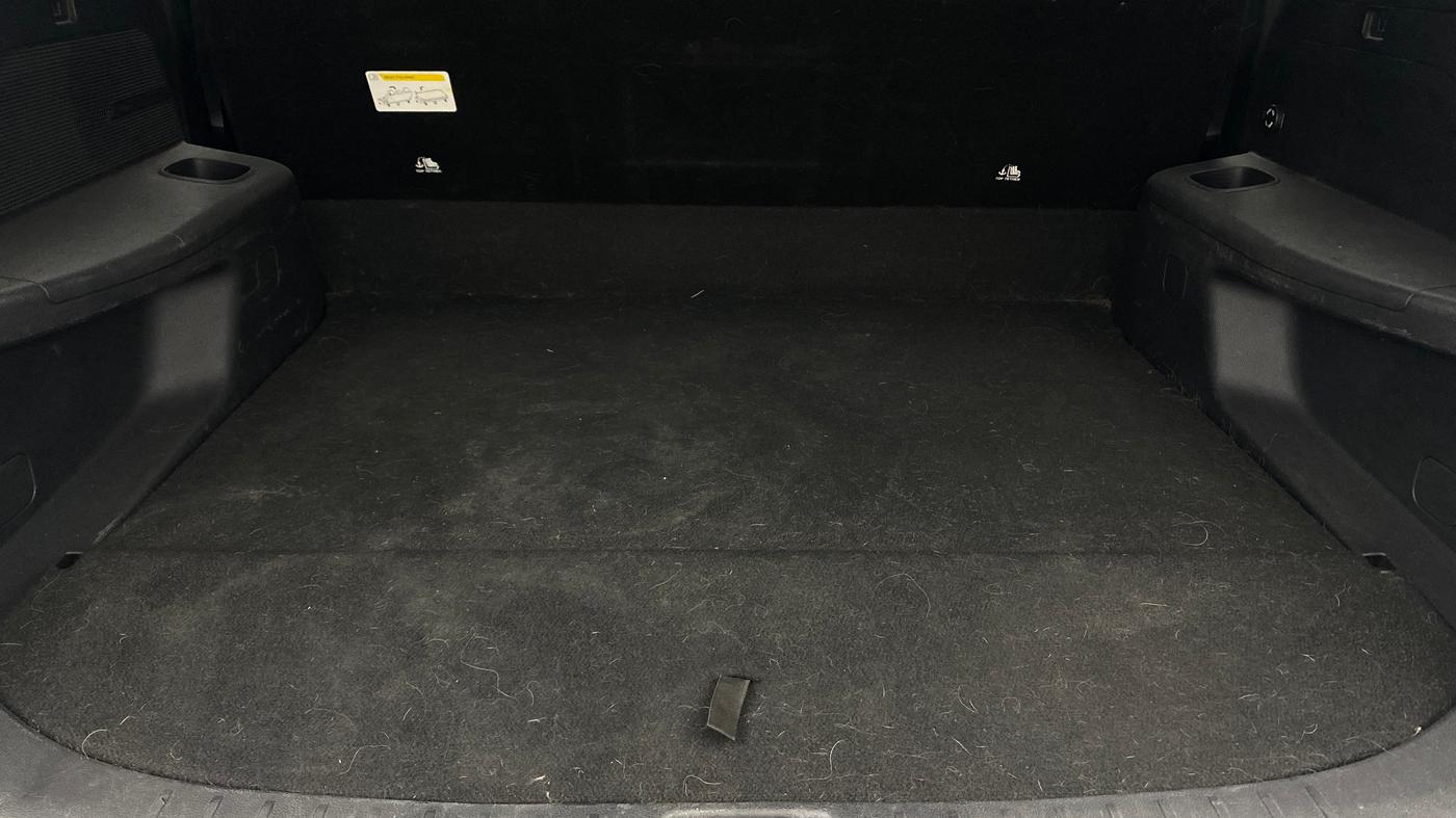 2024 Mahindra XUV700 AX 5 D AT 5 STR, Diesel, Automatic, 28,225 km, Boot Inside