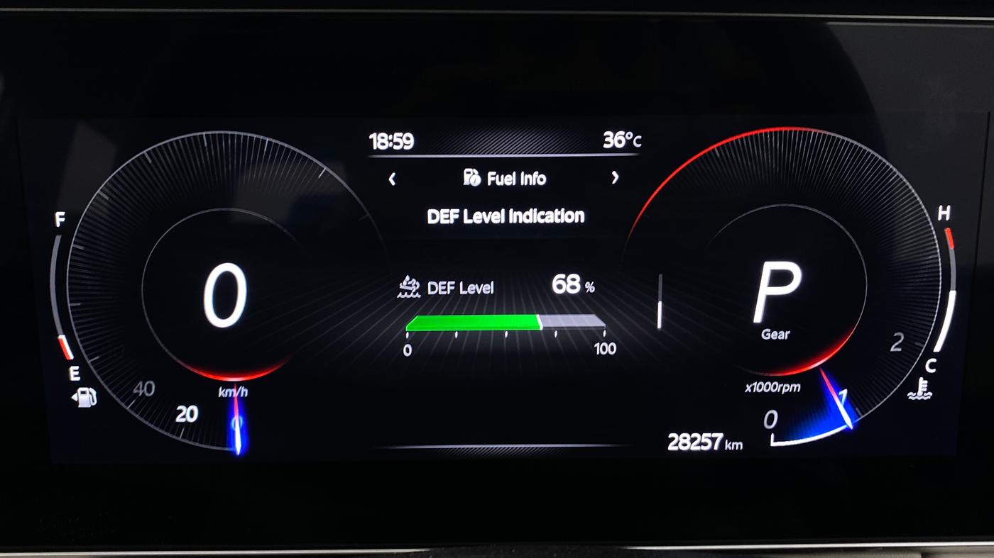 2024 Mahindra XUV700 AX 5 D AT 5 STR, Diesel, Automatic, 28,225 km, Odometer Image