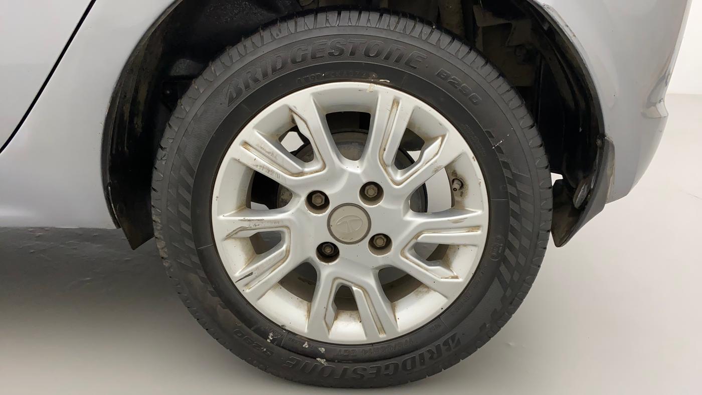 2018 Tata Tiago XZA PETROL, Petrol, Automatic, 49,072 km, Left Rear Wheel