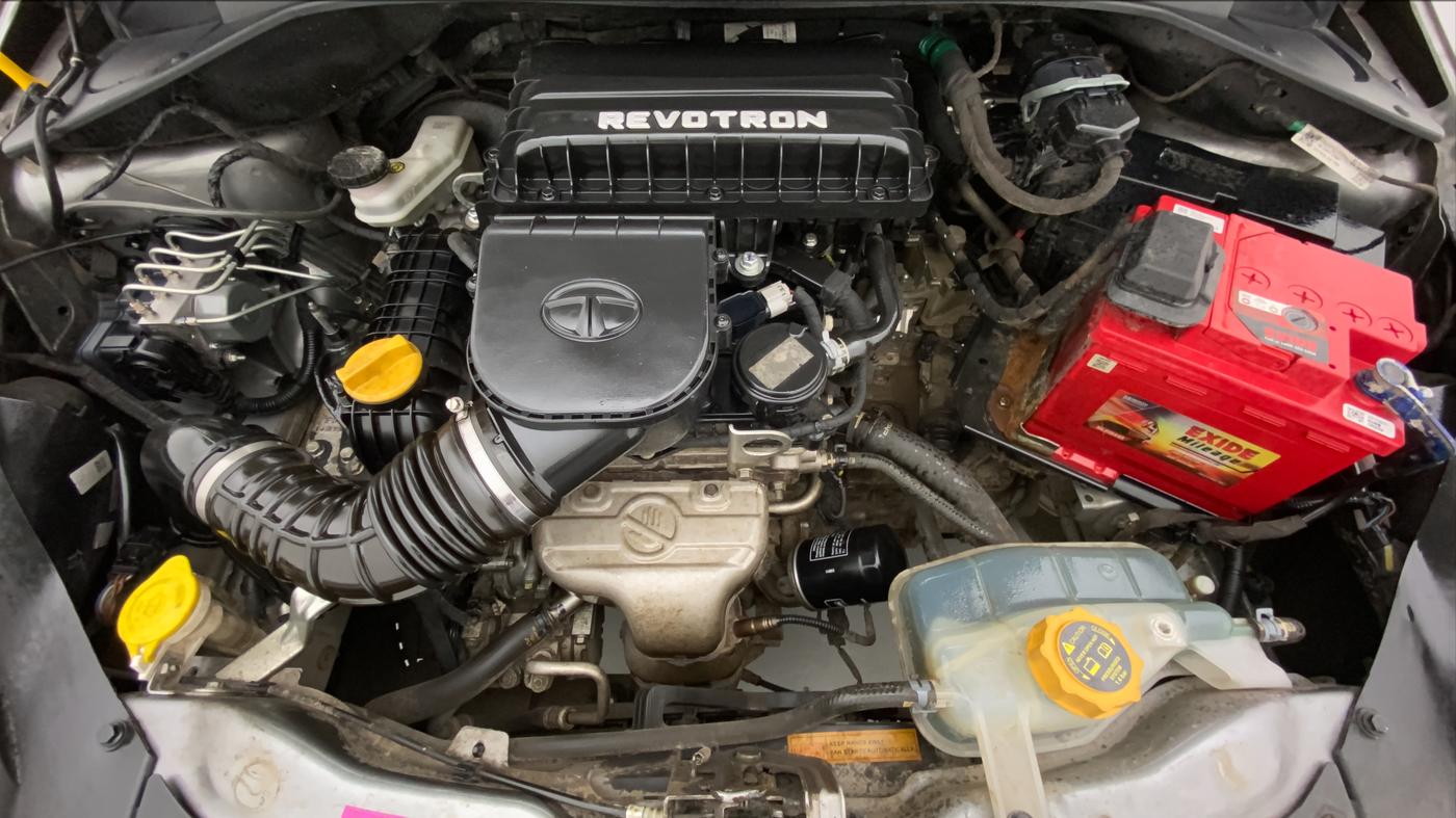 2018 Tata Tiago XZA PETROL, Petrol, Automatic, 49,072 km, Open Bonet