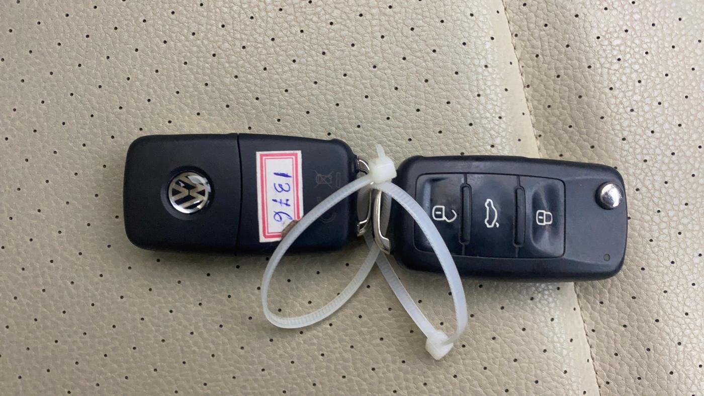 2018 Volkswagen Vento HIGHLINE PLUS 1.5 AT 16 ALLOY, Diesel, Automatic, 57,330 km, Key Close Up