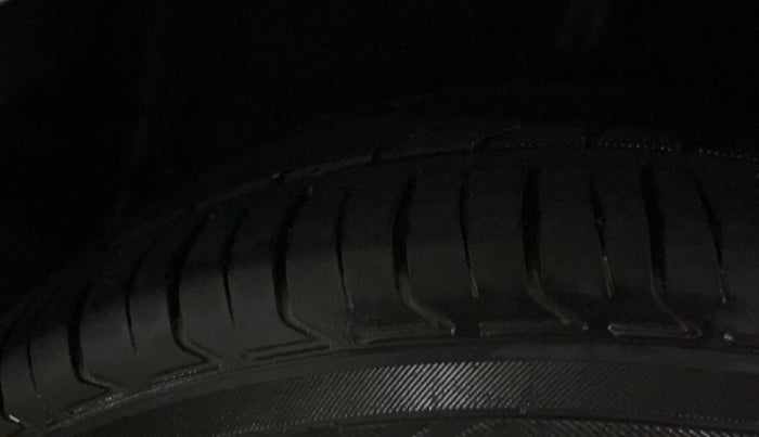 2022 Hyundai AURA S 1.2 CNG, CNG, Manual, 87,289 km, Right Rear Tyre Tread