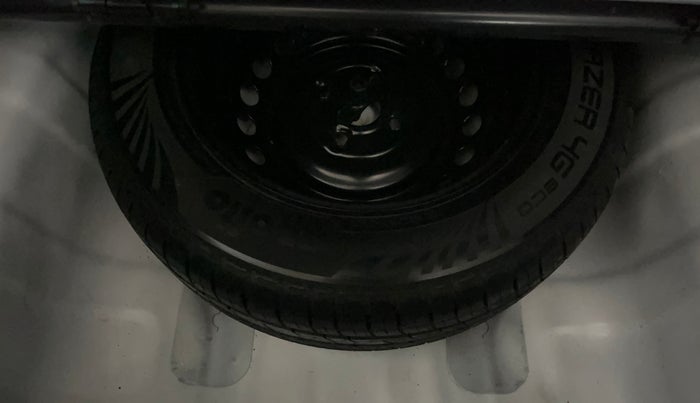 2022 Hyundai AURA S 1.2 CNG, CNG, Manual, 87,289 km, Spare Tyre