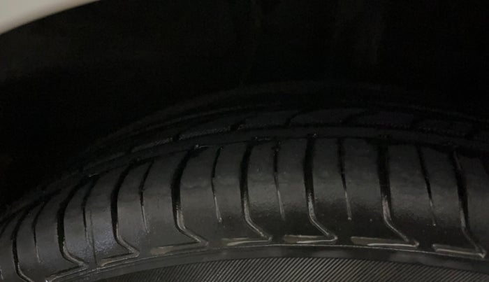 2022 Hyundai AURA S 1.2 CNG, CNG, Manual, 87,289 km, Left Rear Tyre Tread