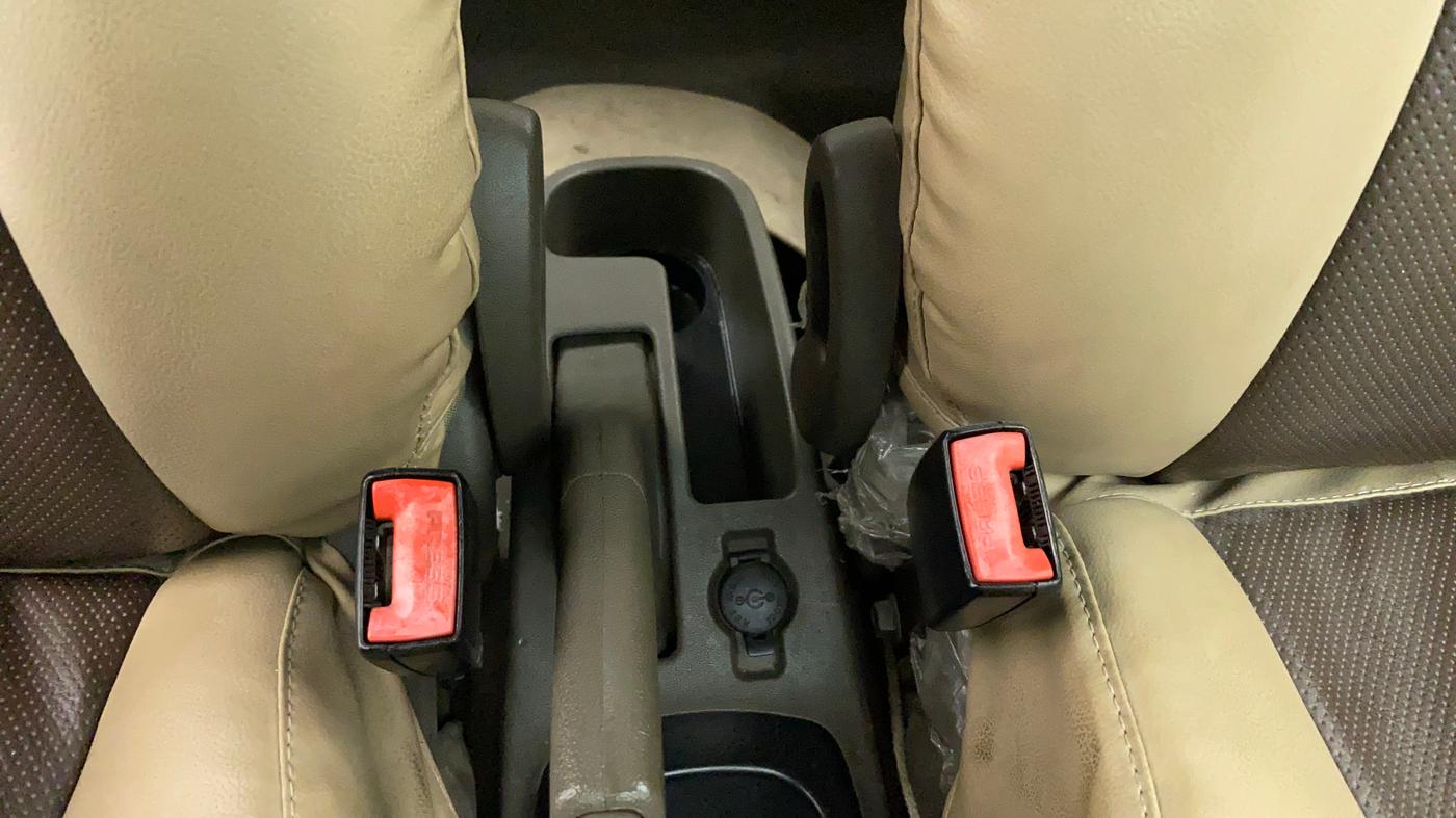 2011 Hyundai i10 MAGNA 1.2 KAPPA2, Petrol, Manual, 32,648 km, Driver Side Adjustment Panel