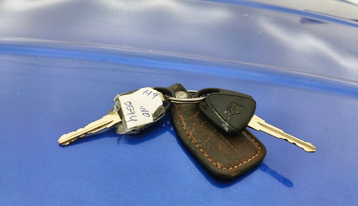 2014 Tata Nano TWIST XT, Petrol, Manual, 82,217 km, Key Close Up