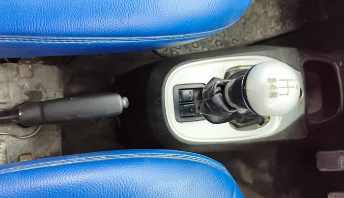 2014 Tata Nano TWIST XT, Petrol, Manual, 82,217 km, Gear Lever